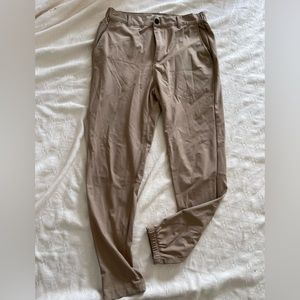 Cuts AO Joggers coast tan color medium